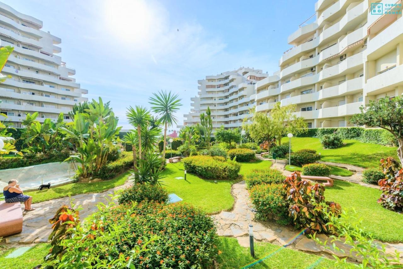 Benal 905 En Primera Linea De Playa / Beachfront Benalmádena